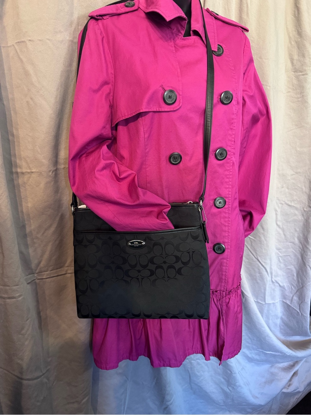 Women’s BB Dakota Vintage Fuchsia Ruffled Hem Trench Coat - Picture 8 of 8